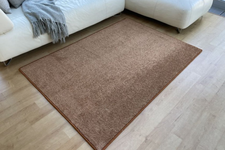 Kusový koberec Capri měděný